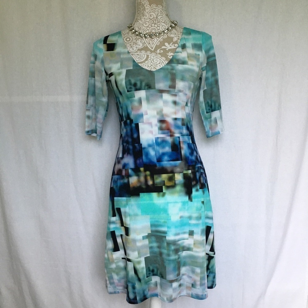 Julia Jordan // Abstract Print Elbow Sleeve Dress size 2 dr1